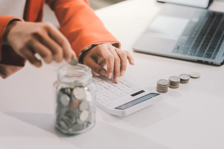 SPB: a kötvénypiacokon 2026-ban elsősorban dolláros és eurós papírokba érdemes fektetni – van, amelyik 20%-os hozampotenciált is kínál – Profitline