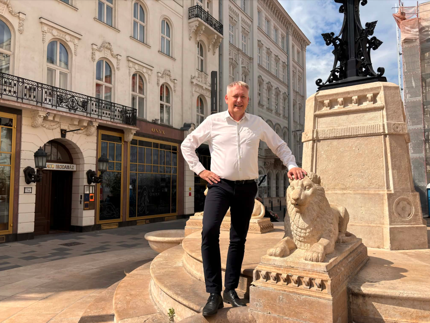 Bankot vagy bankárt válasszunk? – Sven Doernbrack a jó privátbankár ismérveiről